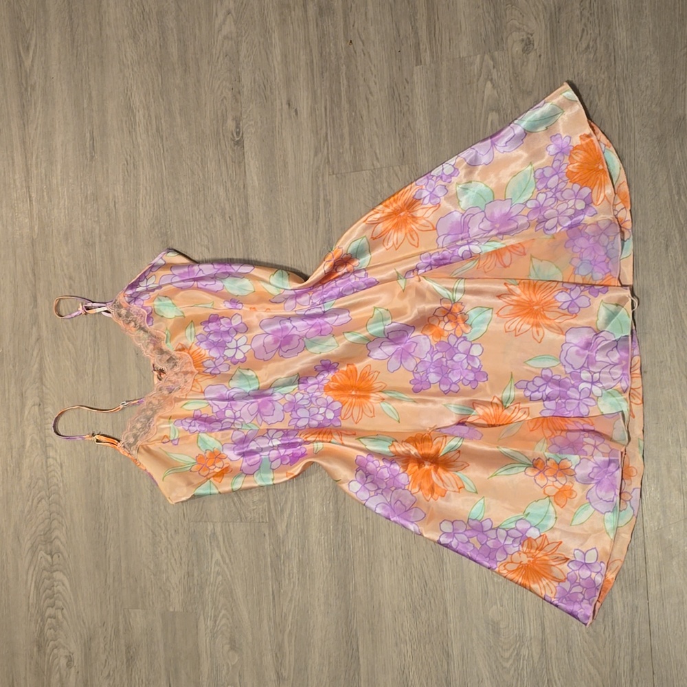 Vintage Delicates Floral Satin Mini Slip Nightgown